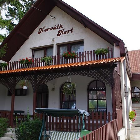 Horvath Kert Vendeghaz Hotel Zirc Bagian luar foto