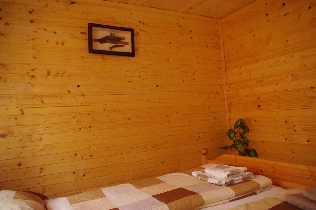 Horvath Kert Vendeghaz Hotel Zirc Bagian luar foto